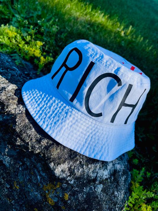 RICH OFF RISK BUCKET HAT