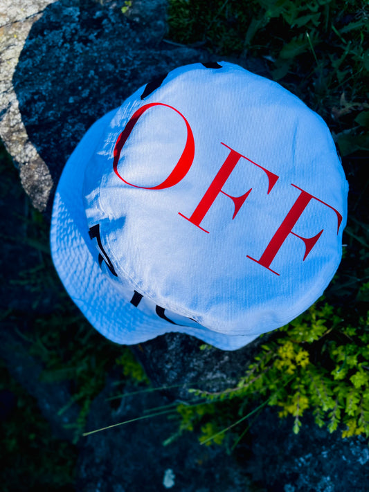 RICH OFF RISK BUCKET HAT