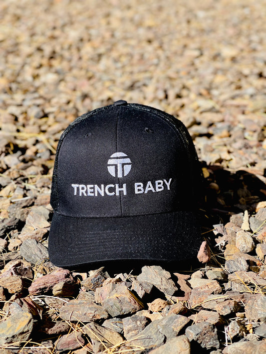 TRENCH BABY B&W TRUCKER CAP
